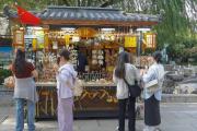 景点门市卖什么好卖(景区门面做什么生意好)