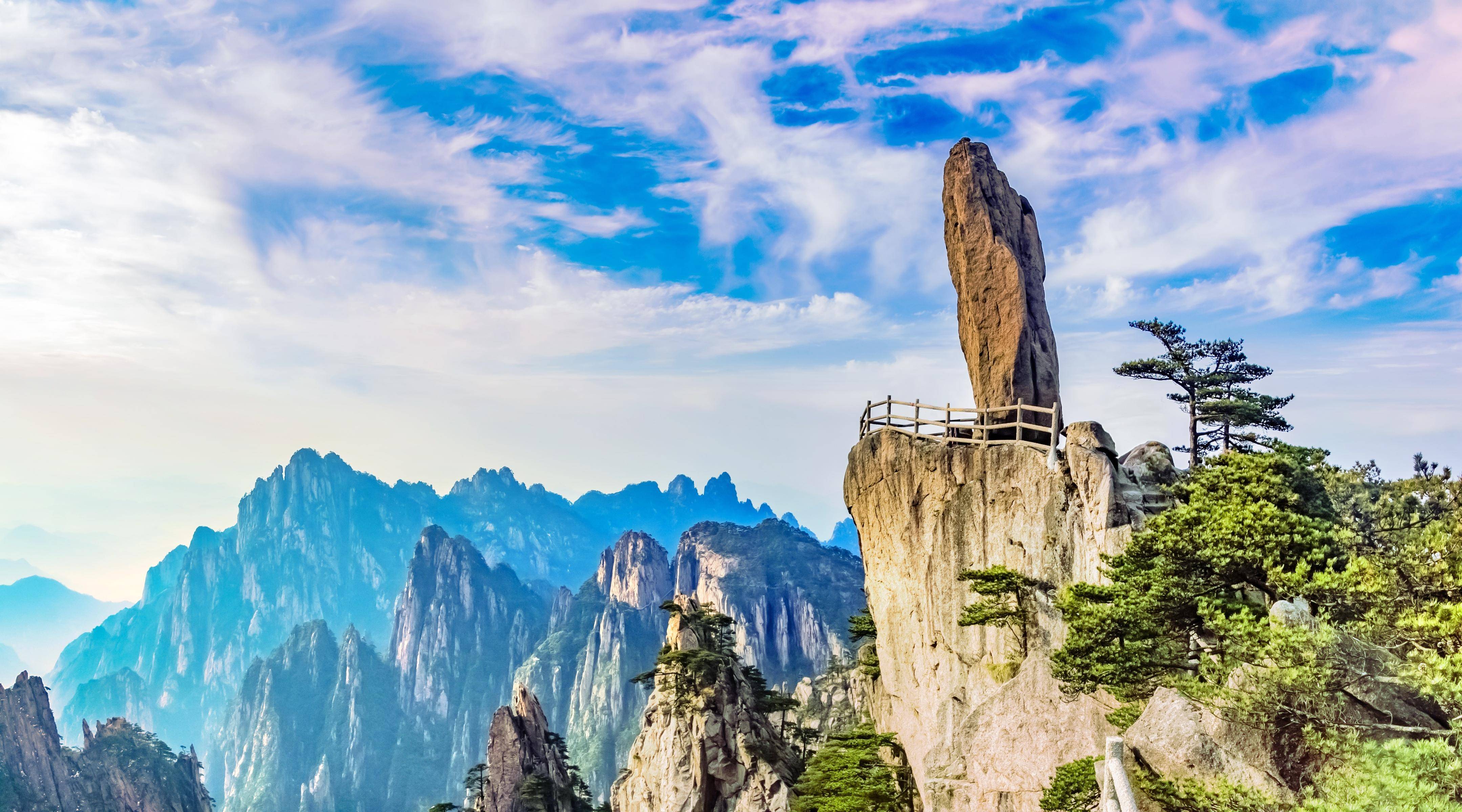 安徽周边好玩的旅游景点推荐(安徽周边好玩的旅游景点推荐一下)