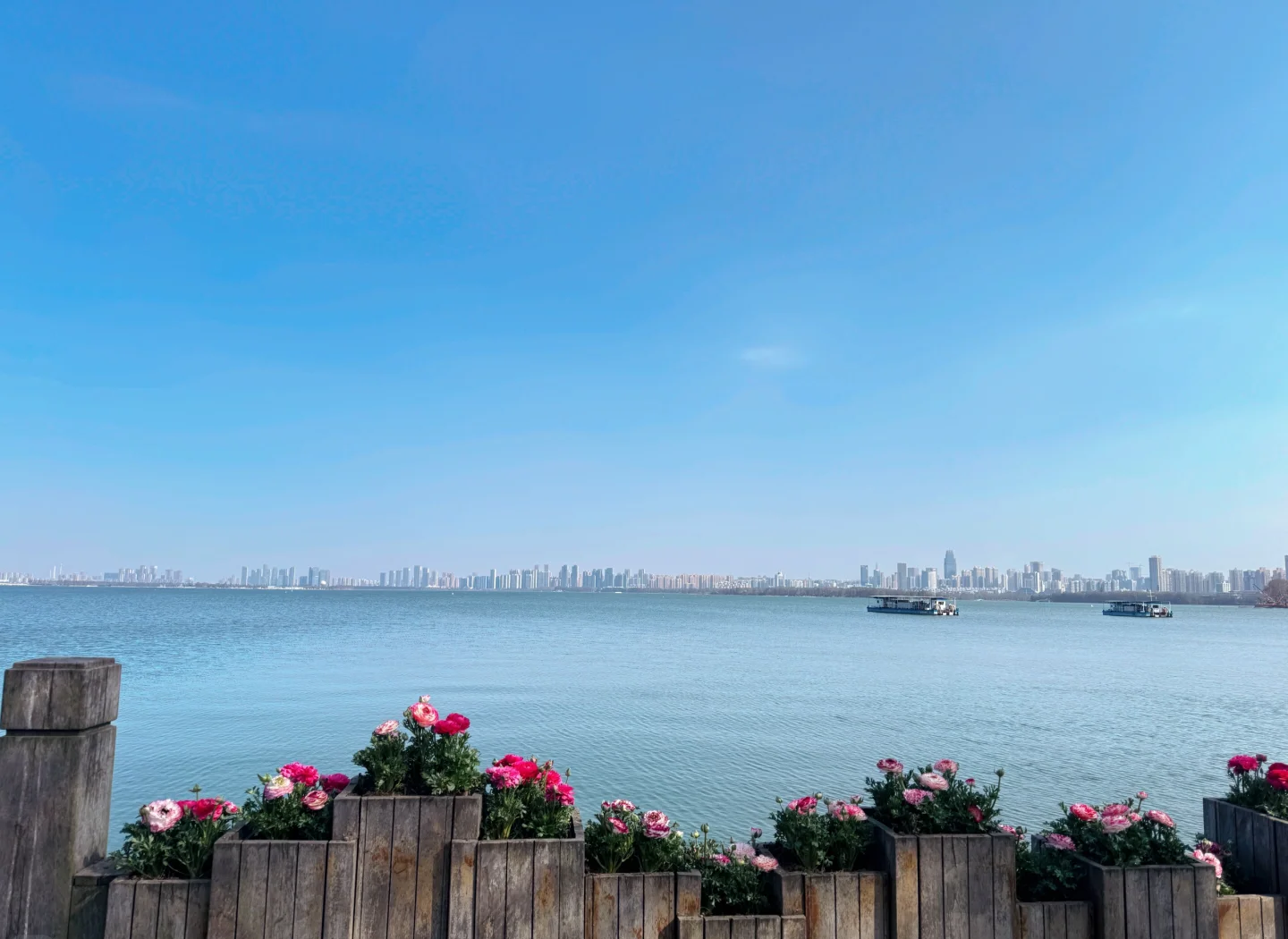 武汉东湖景区能打车吗(开车去武汉东湖玩车停哪里)